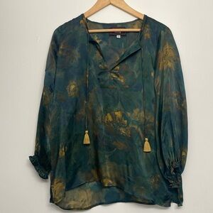 Johnny Was Workshop green and gold silk blouse. In excellent condition.